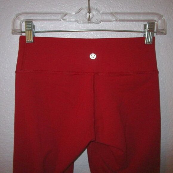 Lululemon ALIGN Soul Cycle Size 4 LEGGINGS Crop 21" Graphic SKULL Heart POCKET - Picture 8 of 10